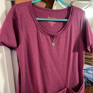 CRANBERRY / MAGENTA SHORT SLEEVED TUCK TOP XL BY FREE WOMAN APPAREL EUC